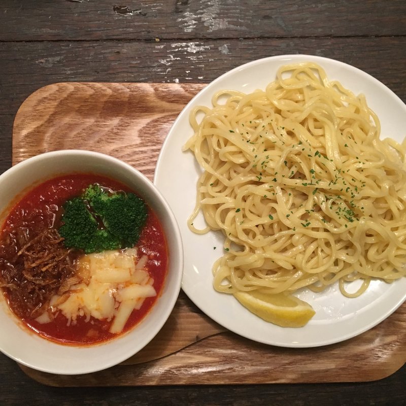 ご当地グルメつけナポリタン(ライオンのいるサーカス )