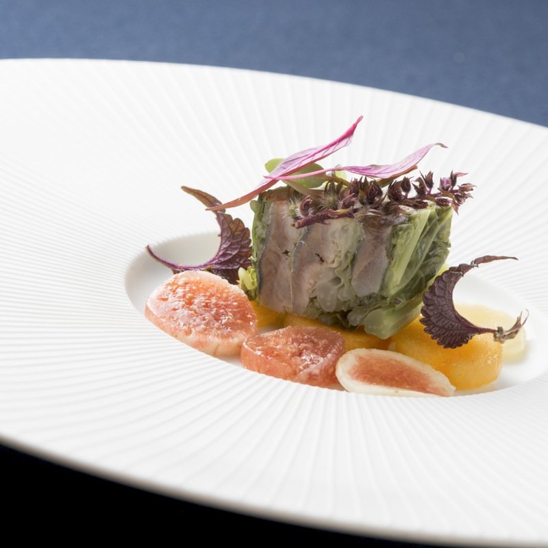 鯖のキャベツミルフィーユ(YUKIO SASAKI)