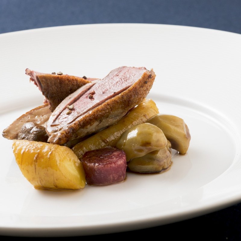 鳩肉のロティ(YUKIO SASAKI)