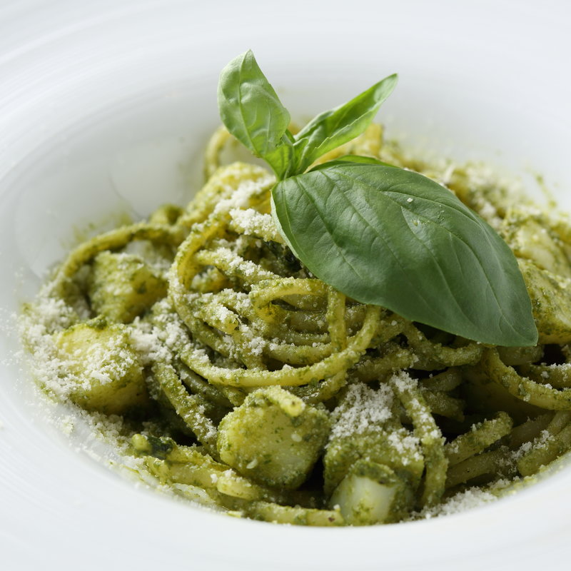 イカのバジルパスタ(タヴェルナ グイダ)