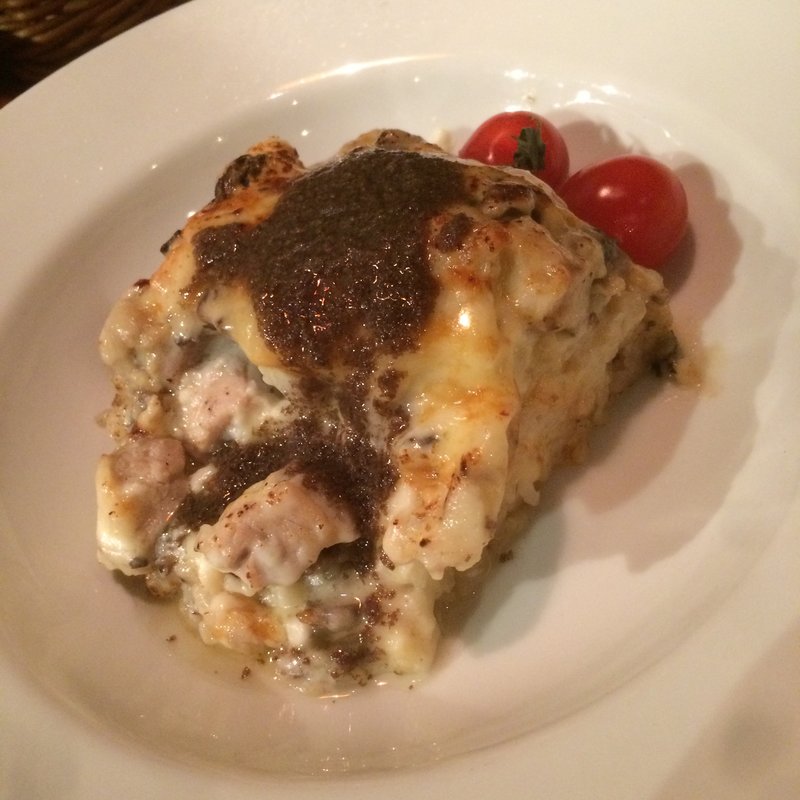 ホワイトクリーム チキンドリア(千駄ヶ谷 バー 果樹園B2)