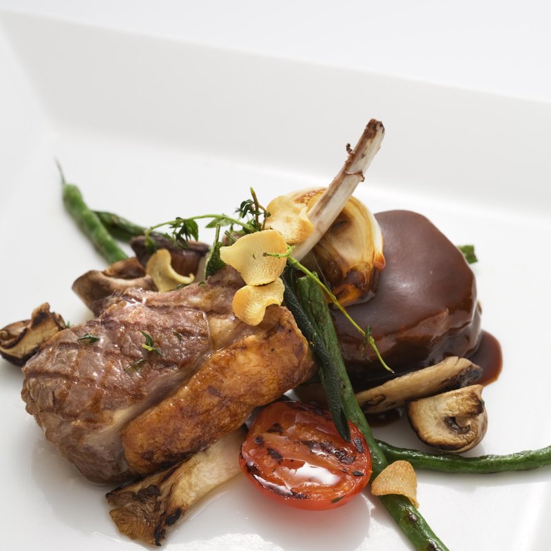 ラム肉のグリル　フォアグラのソテー(さくら)