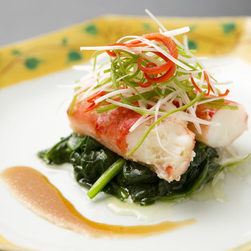 カニ身と菜の和え物(さくら)