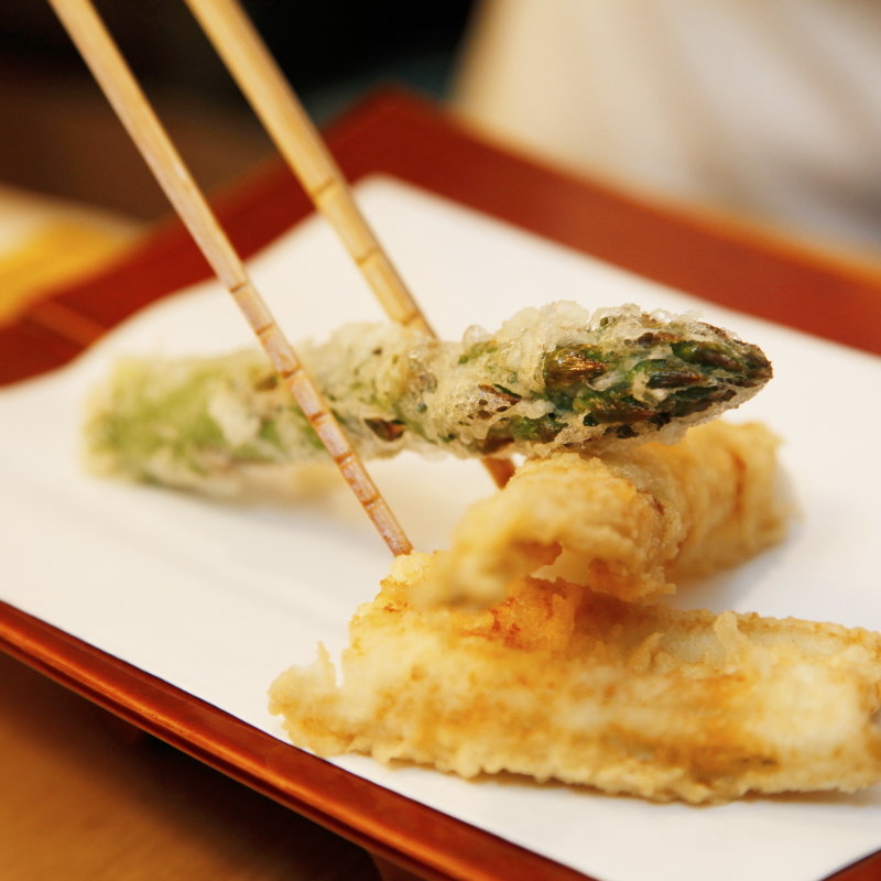 天麩羅2種盛り(てんぷらと和食 山の上 本店・御茶ノ水 （やまのうえ）)