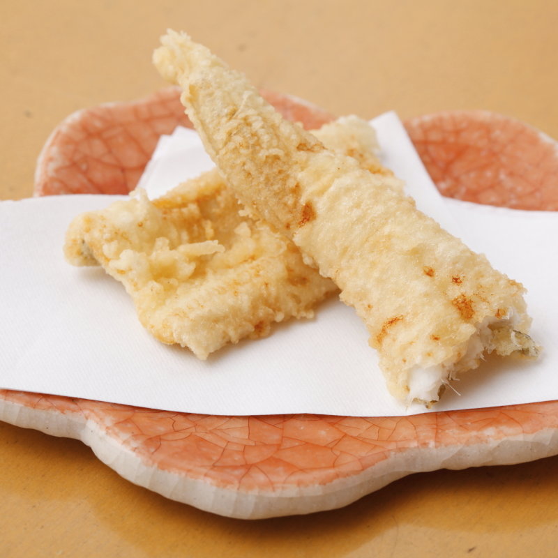 穴子の天麩羅(てんぷらと和食 山の上 本店・御茶ノ水 （やまのうえ）)