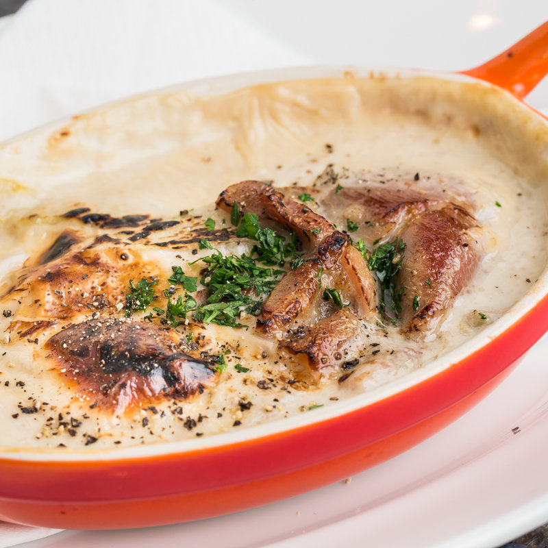 キノコのクリームグラタン(モゴット （Muog OT）)