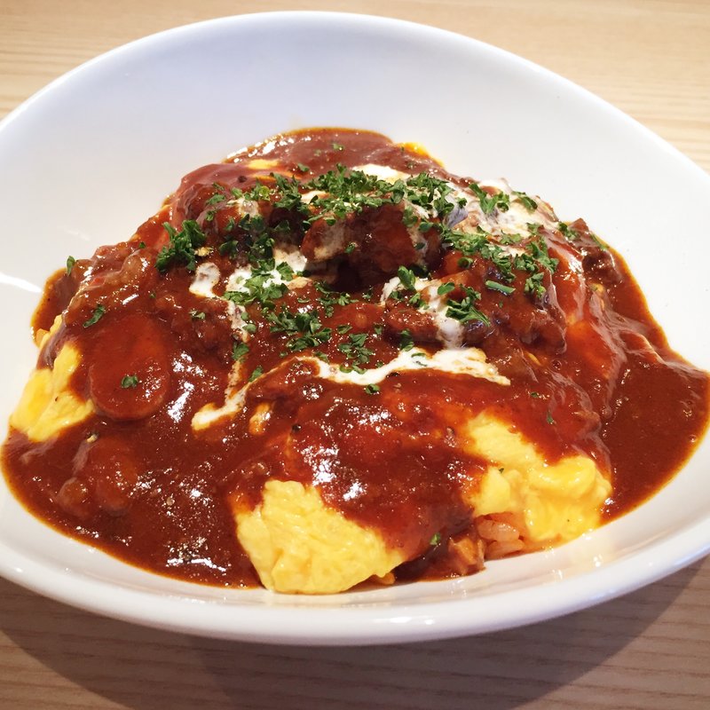 Bulls特製 極みオムライス(牛たんDining Bulls Kitchen)