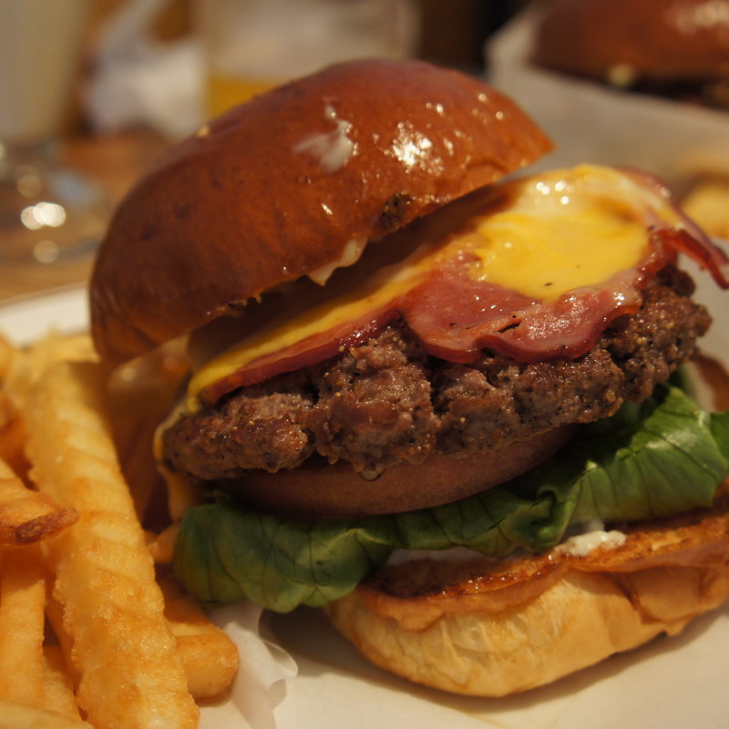 チンズバーガー(TIN'z BURGER MARKET)