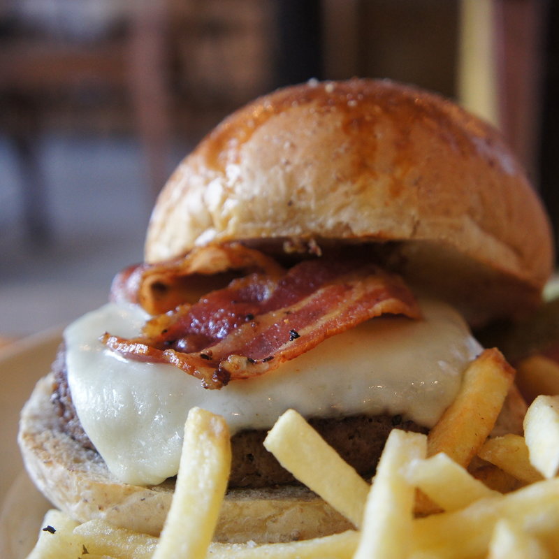 ベーコンチーズバーガー(レギュラー)(Days386 （デイズサンハチロク）)