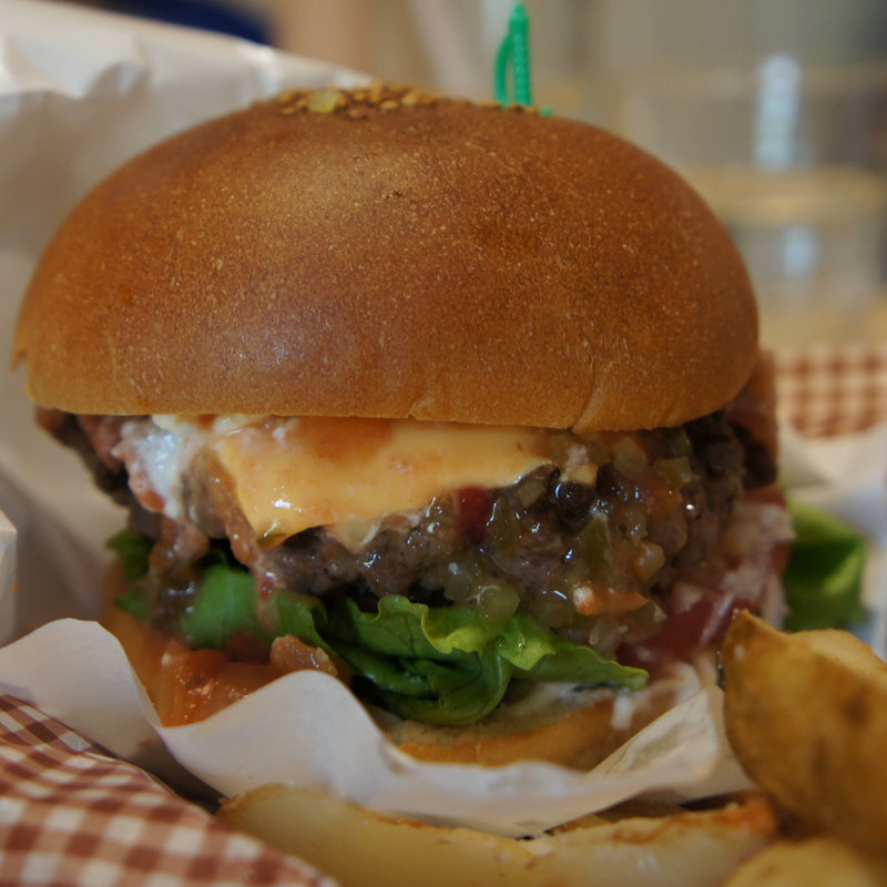 プレミアム黒毛和牛バーガー(ココチバーガー 青葉台店)