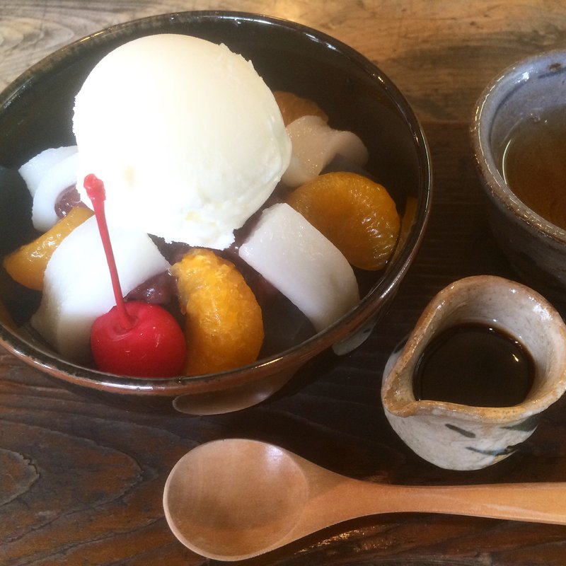 クリームあんみつ(丸竹茶屋 （まるたけちゃや）)