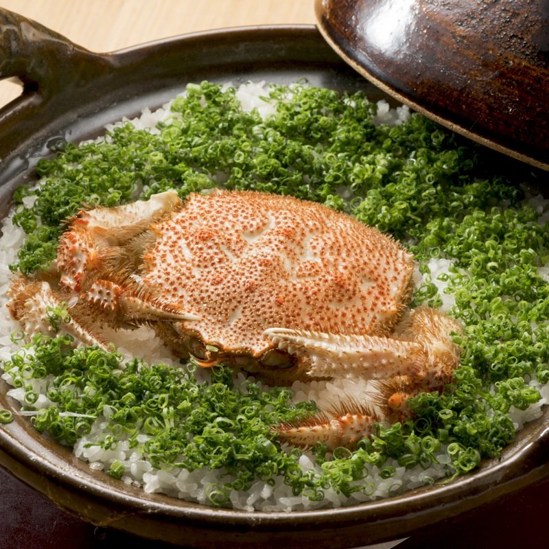 丸々毛ガニの土鍋(エルムガーデン)