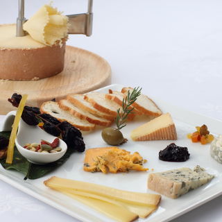 チーズの盛り合わせ(MORRIS【イタリアン＆ワインバー】)