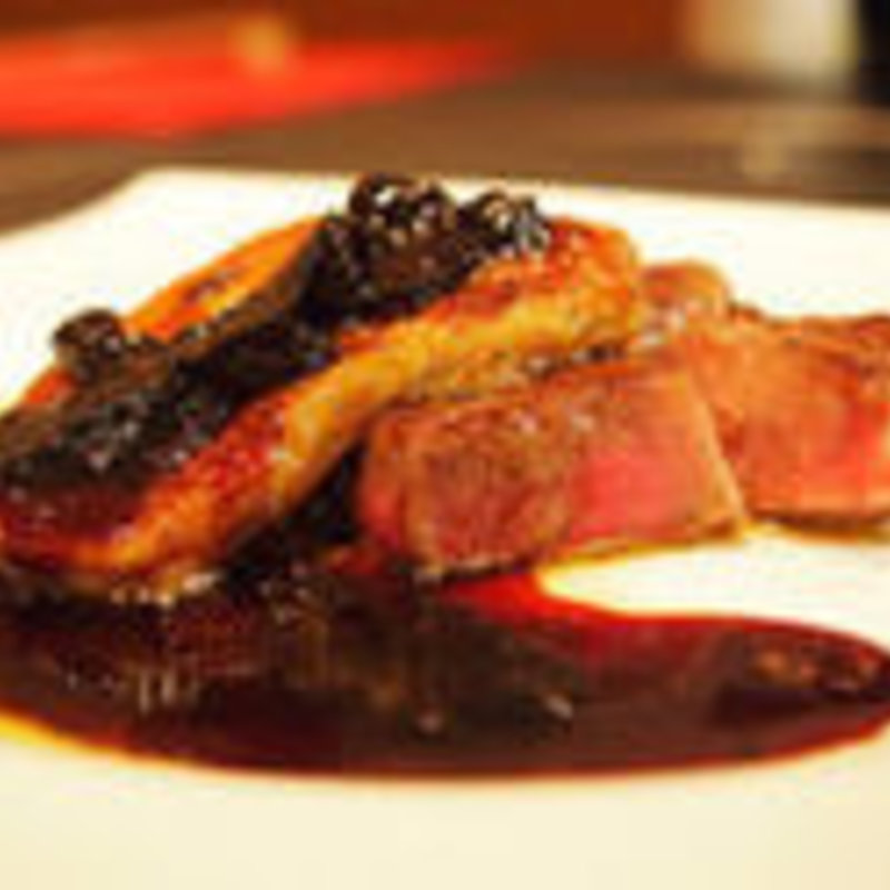 豚肉のソテー　ベリーソース(ブォナージョ （Buon'Agio）)