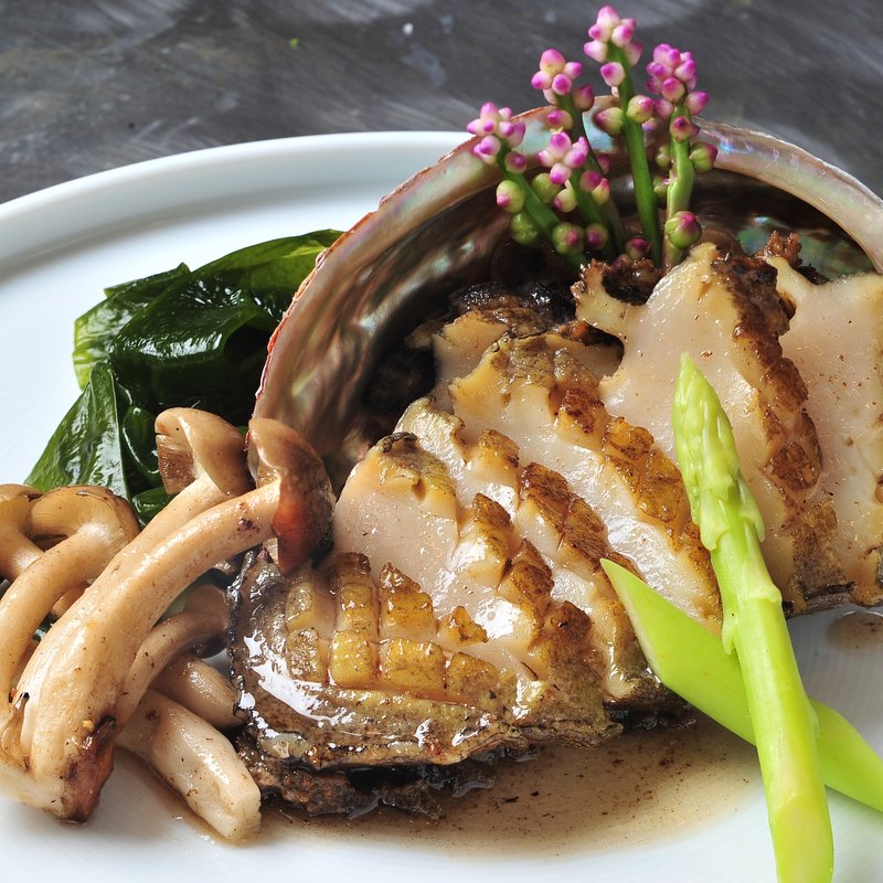 アワビのソテー(ブォナージョ （Buon'Agio）)