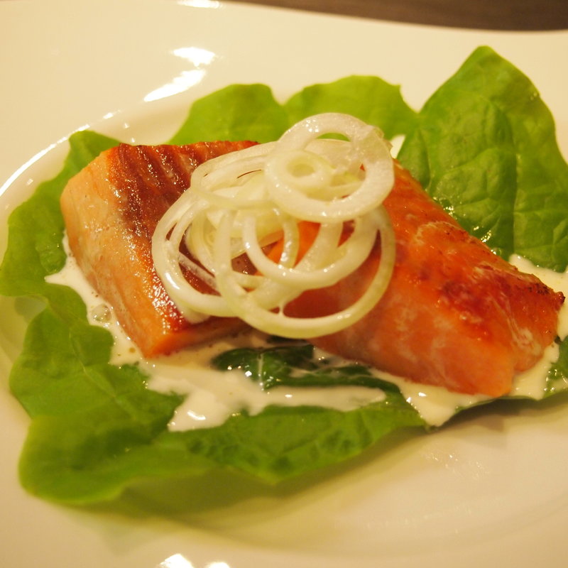 サーモンのムニエル(ブォナージョ （Buon'Agio）)