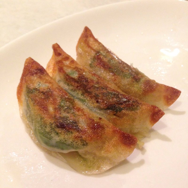 しそぎょうざ(餃子屋)