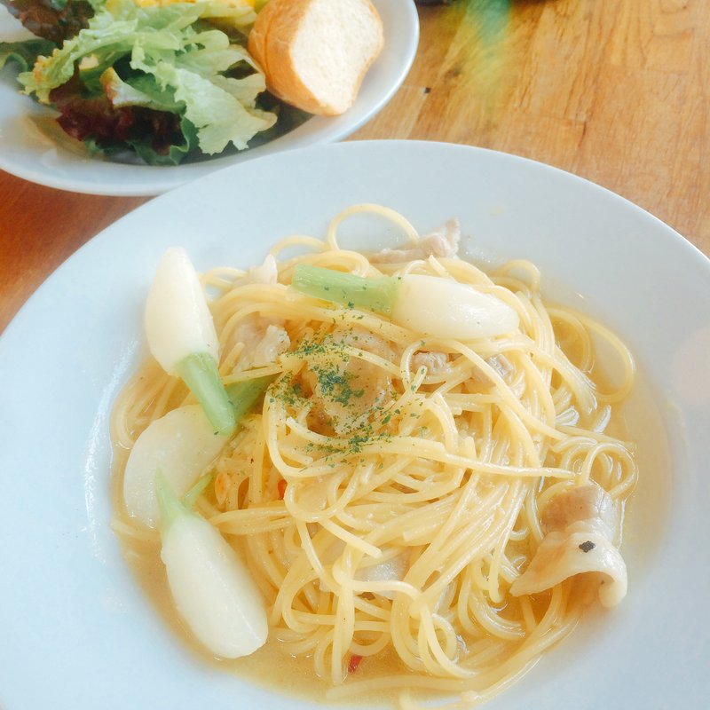 豚バラ肉と小かぶの柚子胡椒パスタ(ニド・カフェ （Nid CAFE）)