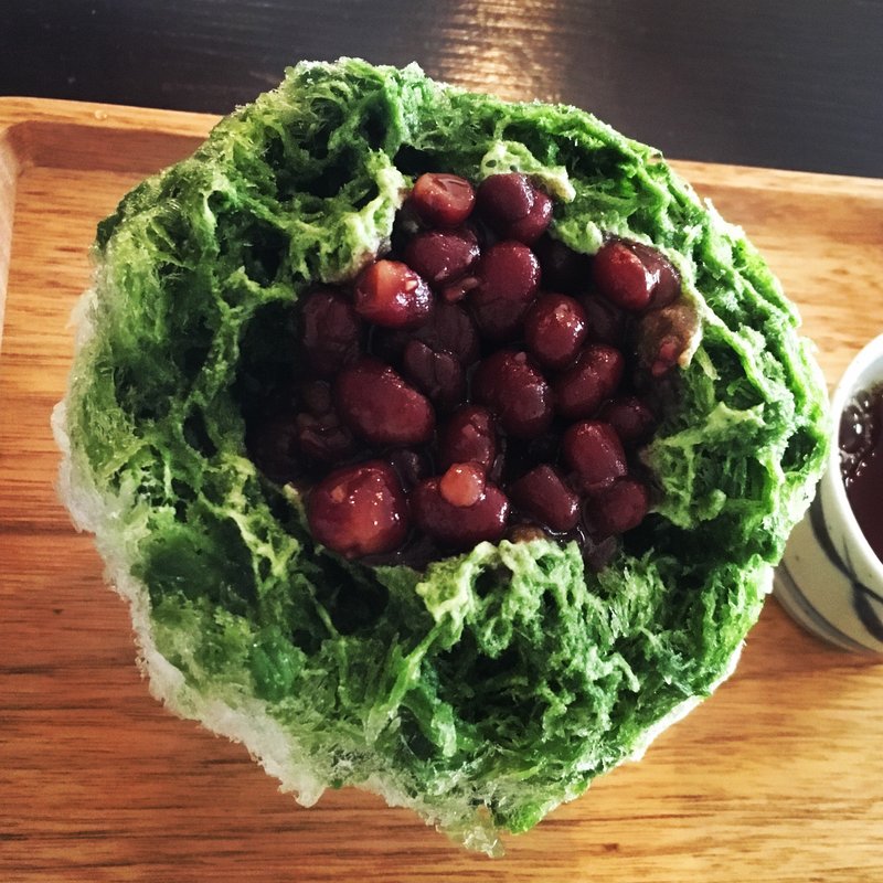 抹茶あずきミルク(甘味ゆい )