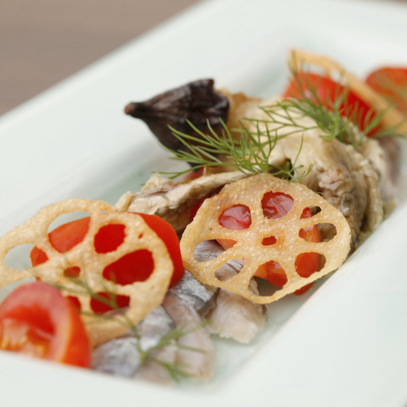 鯖のカルパッチョ(カピートロ （capitolo）)