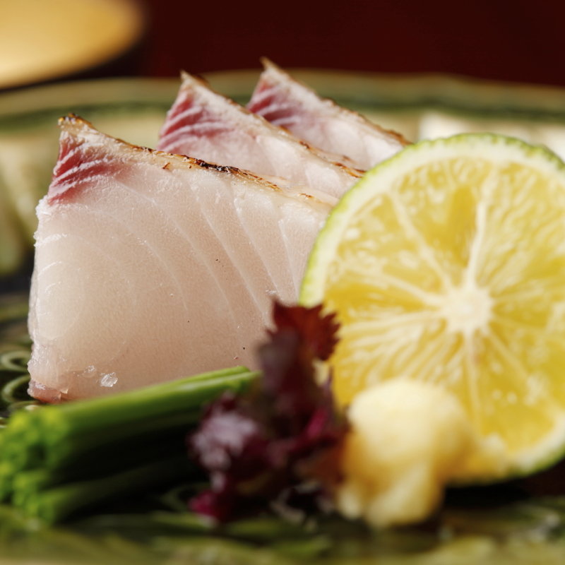 イサキのお造り(青山 仁)