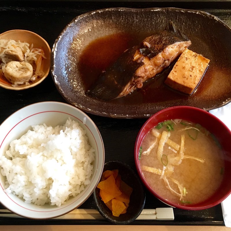 カレイの煮付け(游 （うまみ ゆう）)