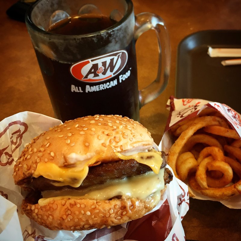 メルティ・ダブル コンボ(A&W 那覇空港店)