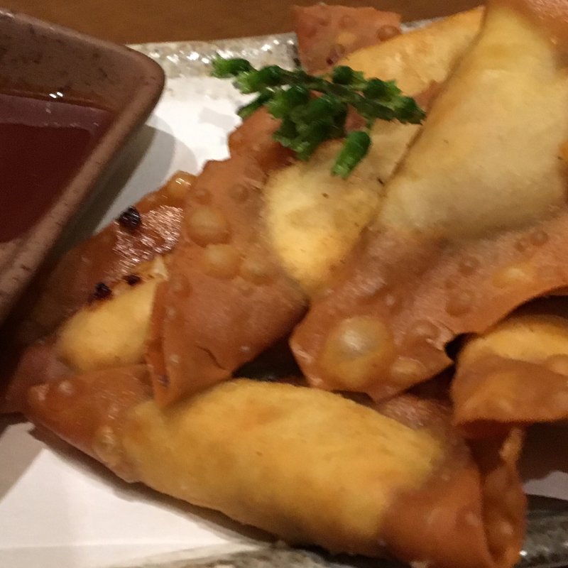 サクッと揚げ餃子(鶏餃子専門店 赤坂よ志多)