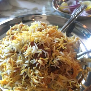 Hyderabadi Mutton Biryani half230g(SUNVALLEY HOTEL)