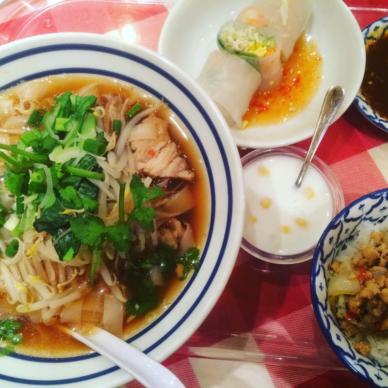 ディナーBセット(バンコク屋台 カオサン )