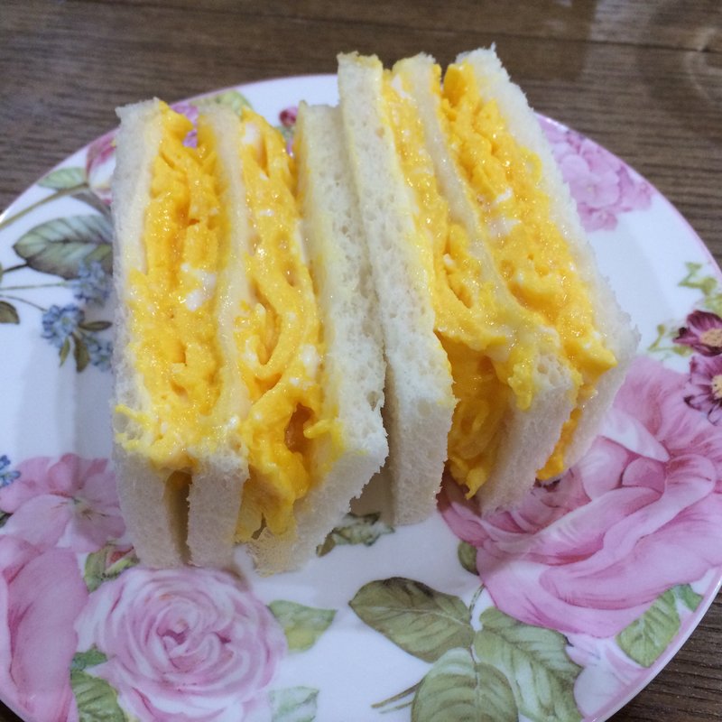 たっぷり卵サンド(cafe koume)