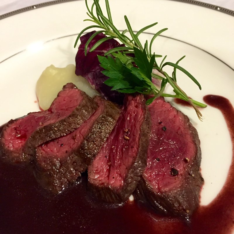 和牛のグリル　マデラーソース(ラ バルカ)