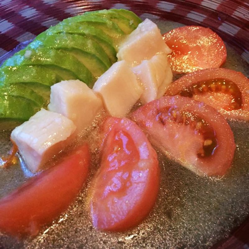 アボカド、トマト、ホタテのマリネ(Trattoria Cincin)
