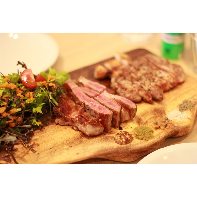 サーロイン100g 豚肉 100g(Nick)