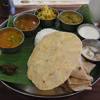 ベジタリアンミールス(アーンドラ·キッチン)