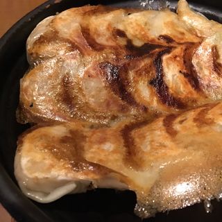 焼き餃子(鶏餃子専門店 赤坂よ志多)