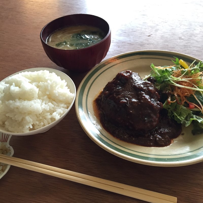 国産和牛ハンバーグランチ(マルニアトリエカフェ)