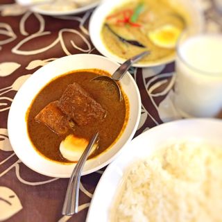 ポークカレー(エスニックカリー メーヤウ 早稲田店 )