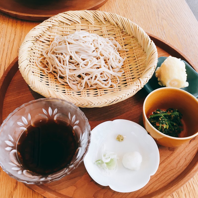 京都匠屋のお蕎麦(ディヨンナナショクドウ （d47食堂）)