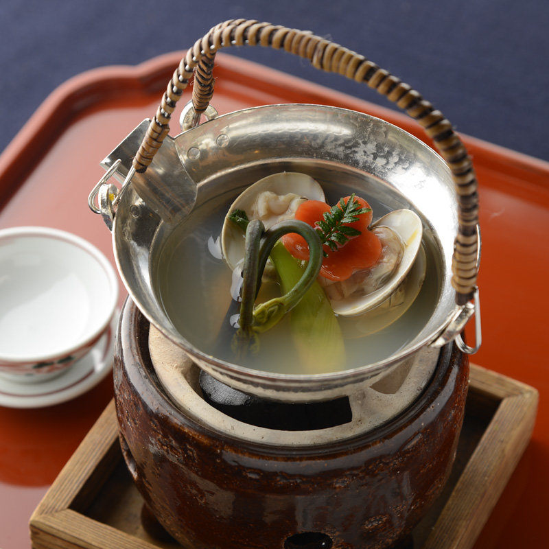 浅利と山菜の酒蒸し(ロビーラウンジ フォンテーヌ)