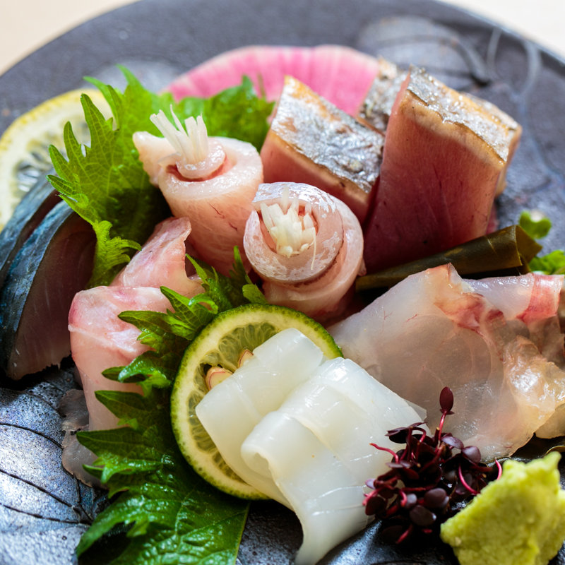 鮮魚の盛り合わせ(炭火割烹 大嶋)