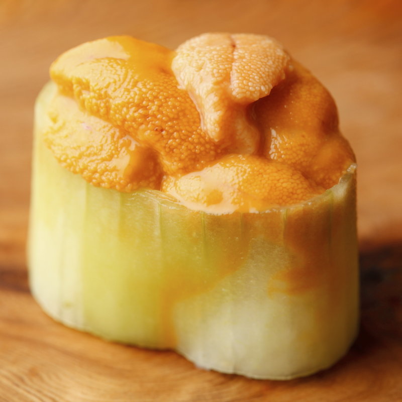 うにの軍艦(すし游 （あさくさ・すしゆう）)