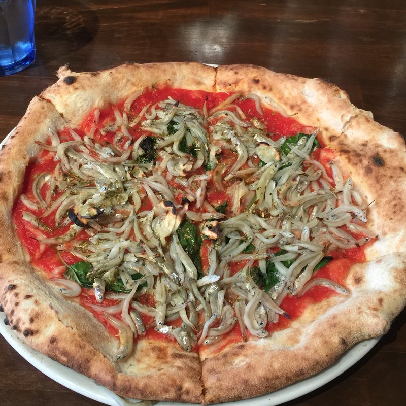 人気の大シラスマリナーラ(ピッツェリア ジターリア ダ フィリッポ)