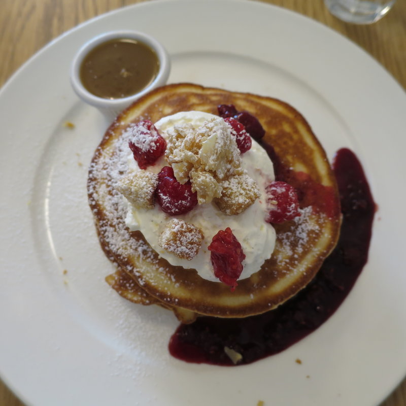 ラズベリーアーモンドパンケーキ(クリントン・ストリート・ベイキング・カンパニー （CLINTON ST. BAKING COMPANY & RESTAURANT）)
