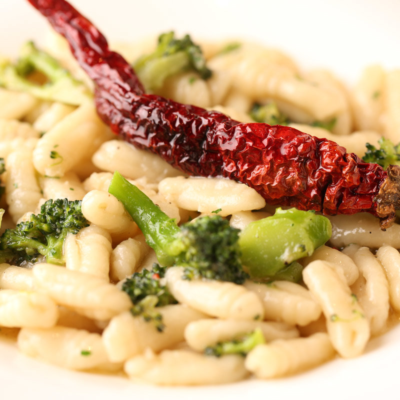 ブロッコリーと唐辛子のニョッキ(トラットリア ダイ パエサーニ)