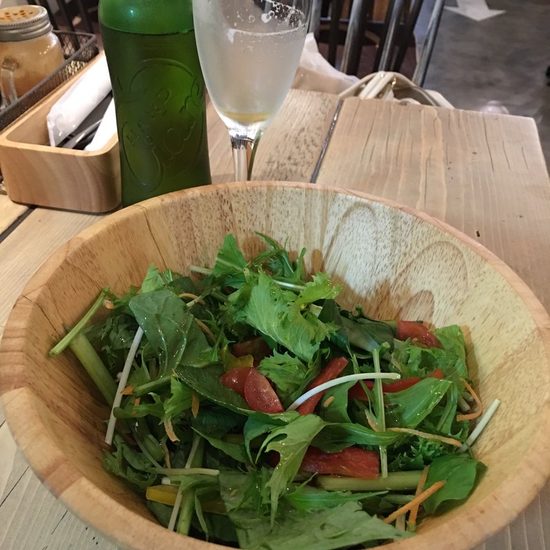 産直野菜のフレッシュサラダ(エーピッツァ 高田馬場店)