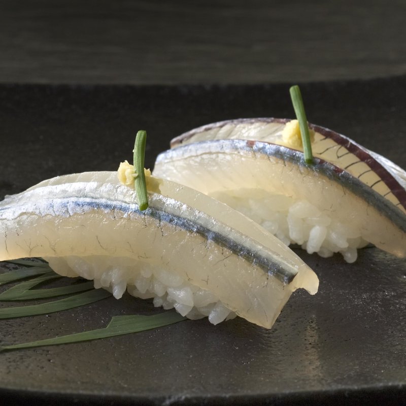 サヨリの握り(鮨処 橘／ホテル日航東京)