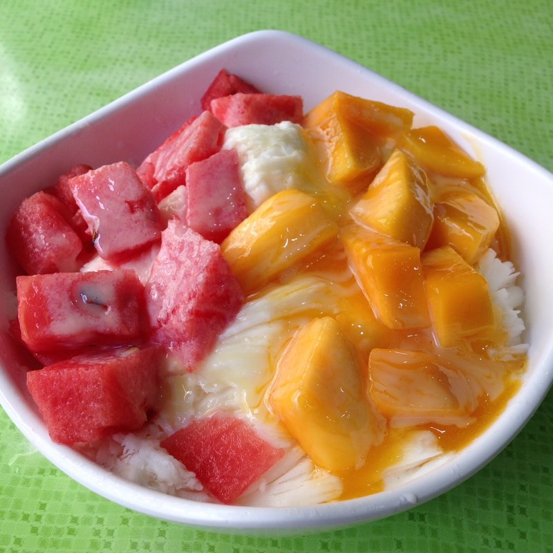 マンゴーとスイカのかき氷(冰讃)