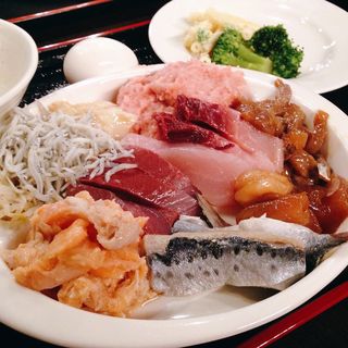 ◆たいこ茶屋のランチバイキング(おさかな本舗 たいこ茶屋)