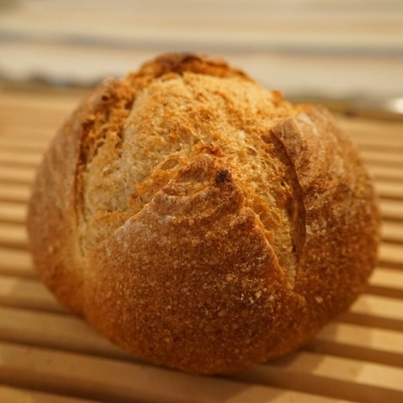 全粒粉カンパーニュ(SORA)